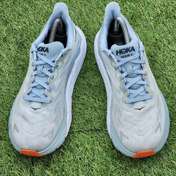 HOKA ARAHI 6 - Womens Sneakers - SIZE 10B - Please See Pictures - Picture 2 of 10